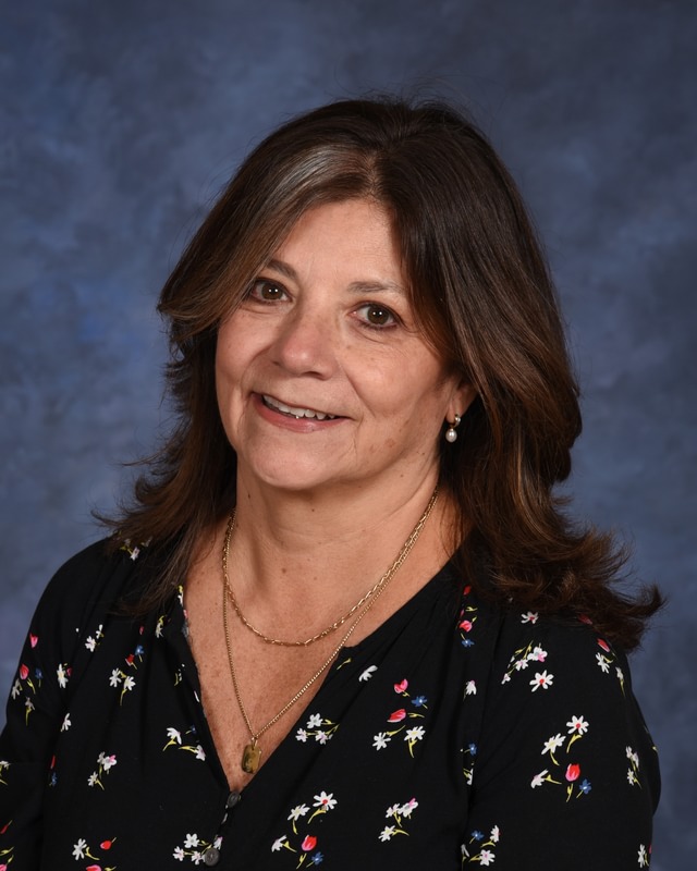 Photo of Mrs. Maritza Davila